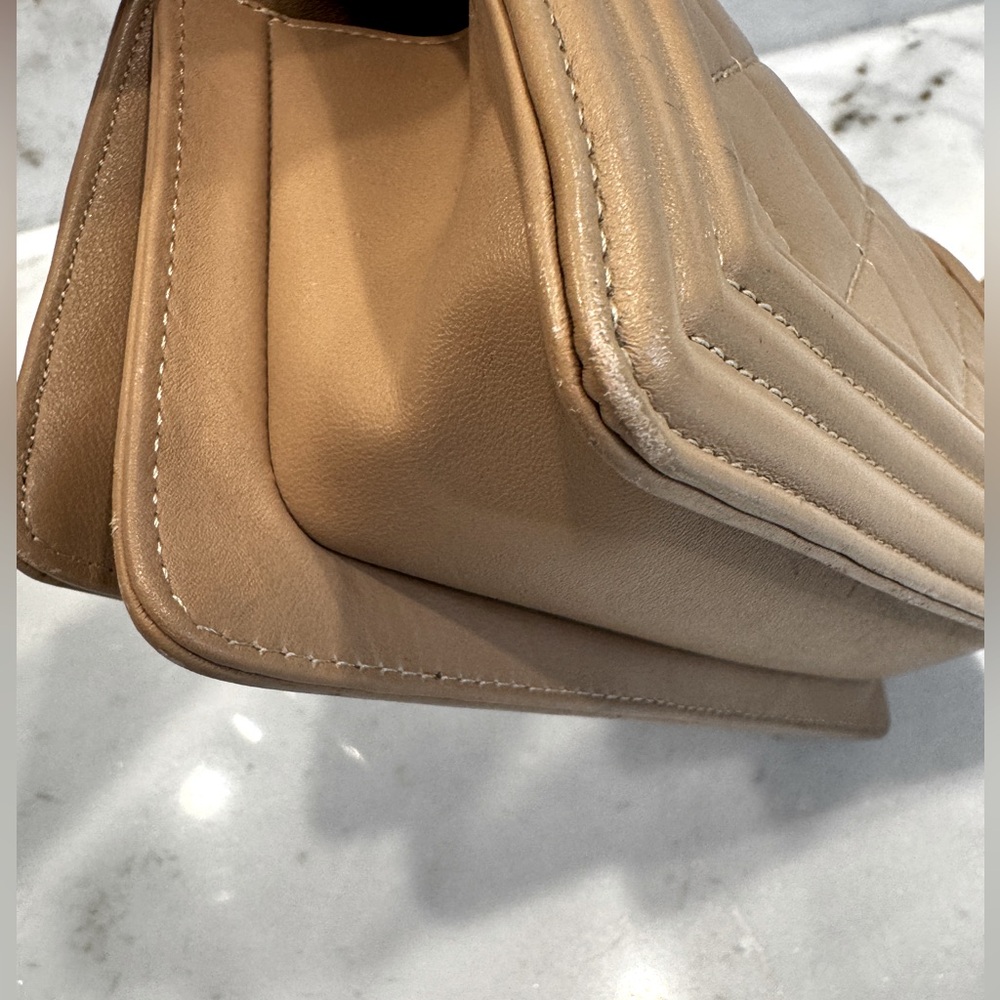 Camel Quilted Lambskin Leather bag - Picture 8 of 11